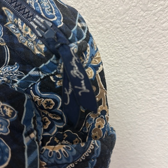 Vera Bradley tote - Picture 3 of 9